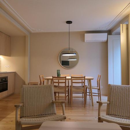 Casas Na Portuguesa - Bica Chiado Apartment Lisbon Bagian luar foto