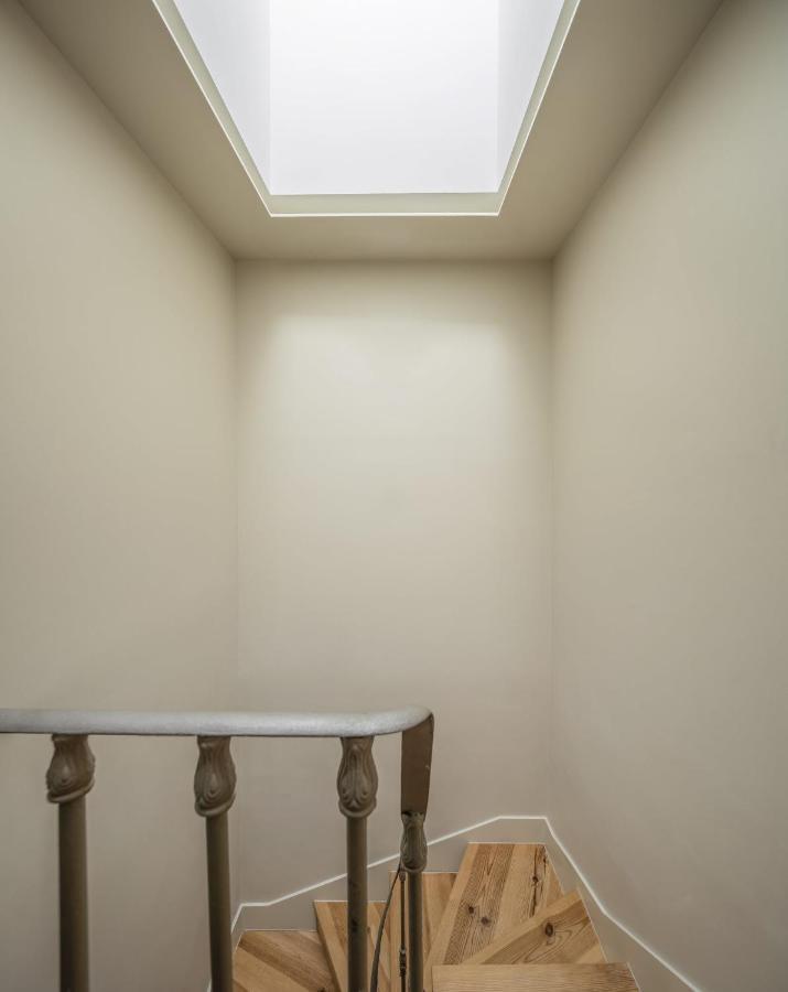 Casas Na Portuguesa - Bica Chiado Apartment Lisbon Bagian luar foto