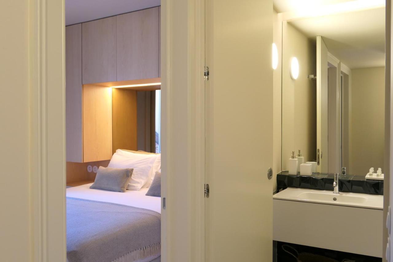 Casas Na Portuguesa - Bica Chiado Apartment Lisbon Bagian luar foto