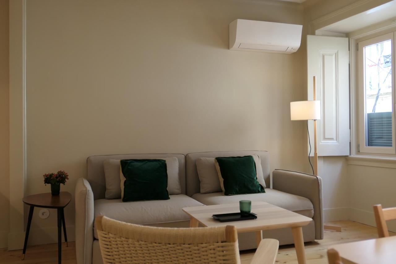 Casas Na Portuguesa - Bica Chiado Apartment Lisbon Bagian luar foto