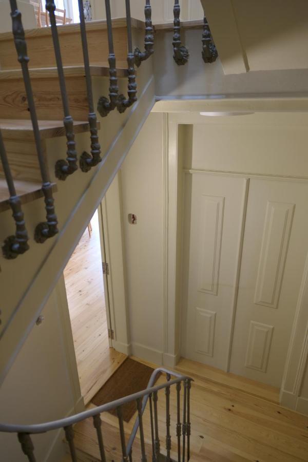 Casas Na Portuguesa - Bica Chiado Apartment Lisbon Bagian luar foto