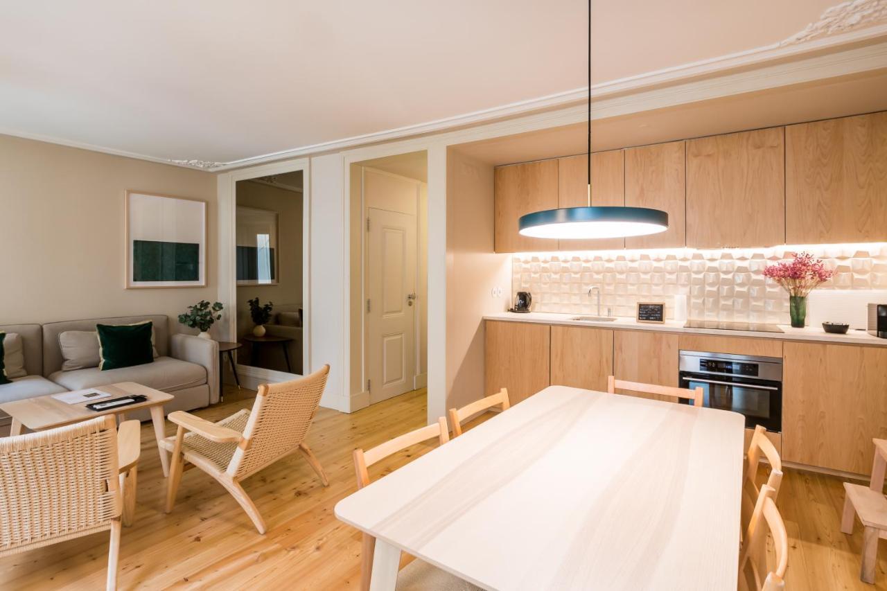 Casas Na Portuguesa - Bica Chiado Apartment Lisbon Bagian luar foto