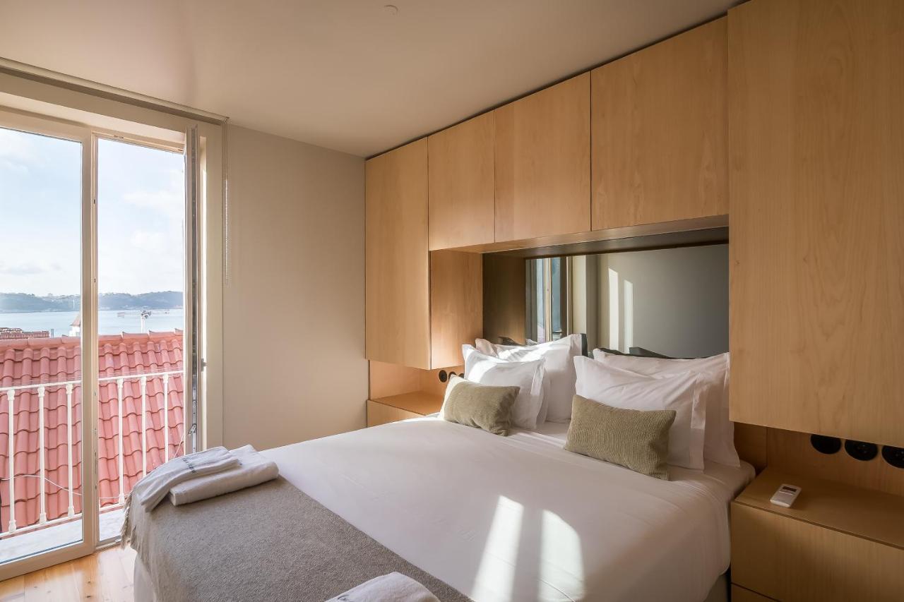 Casas Na Portuguesa - Bica Chiado Apartment Lisbon Bagian luar foto
